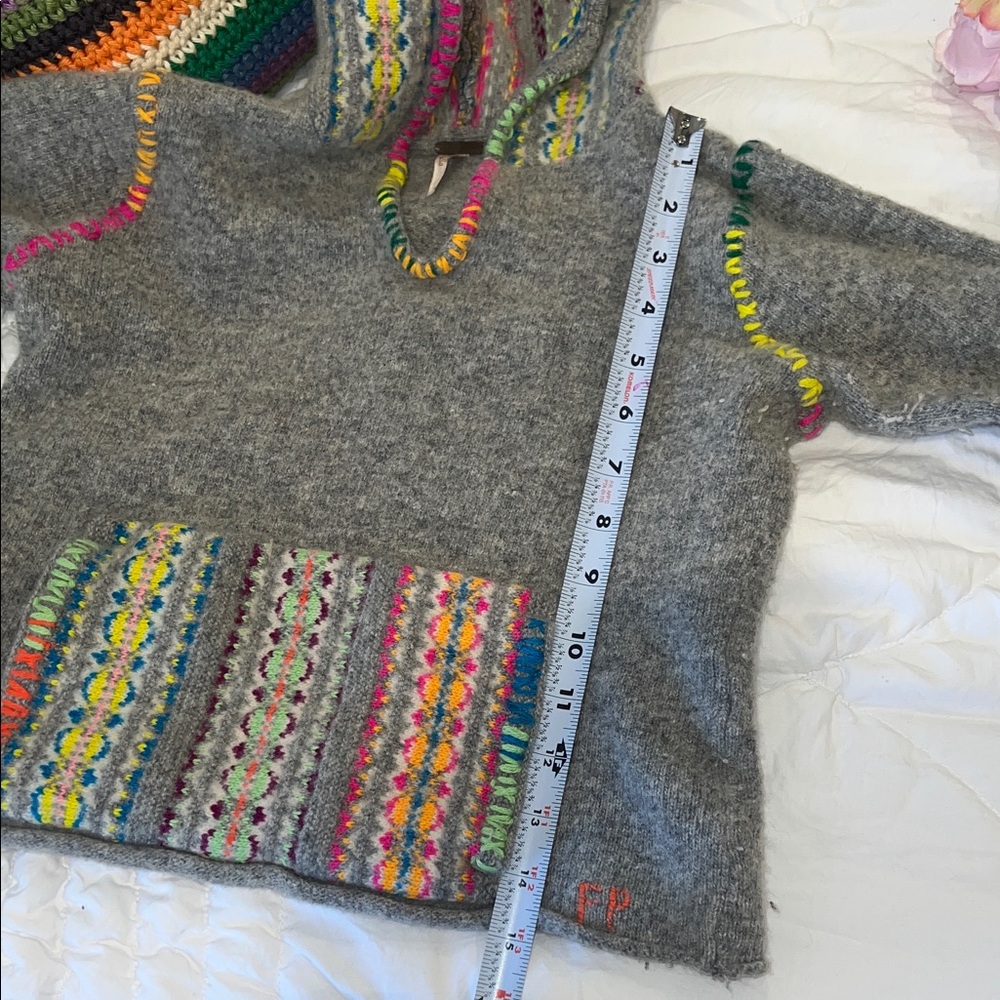 Free People Sweater 🐣🐰with Multicolor Accents - Picture 8 of 10